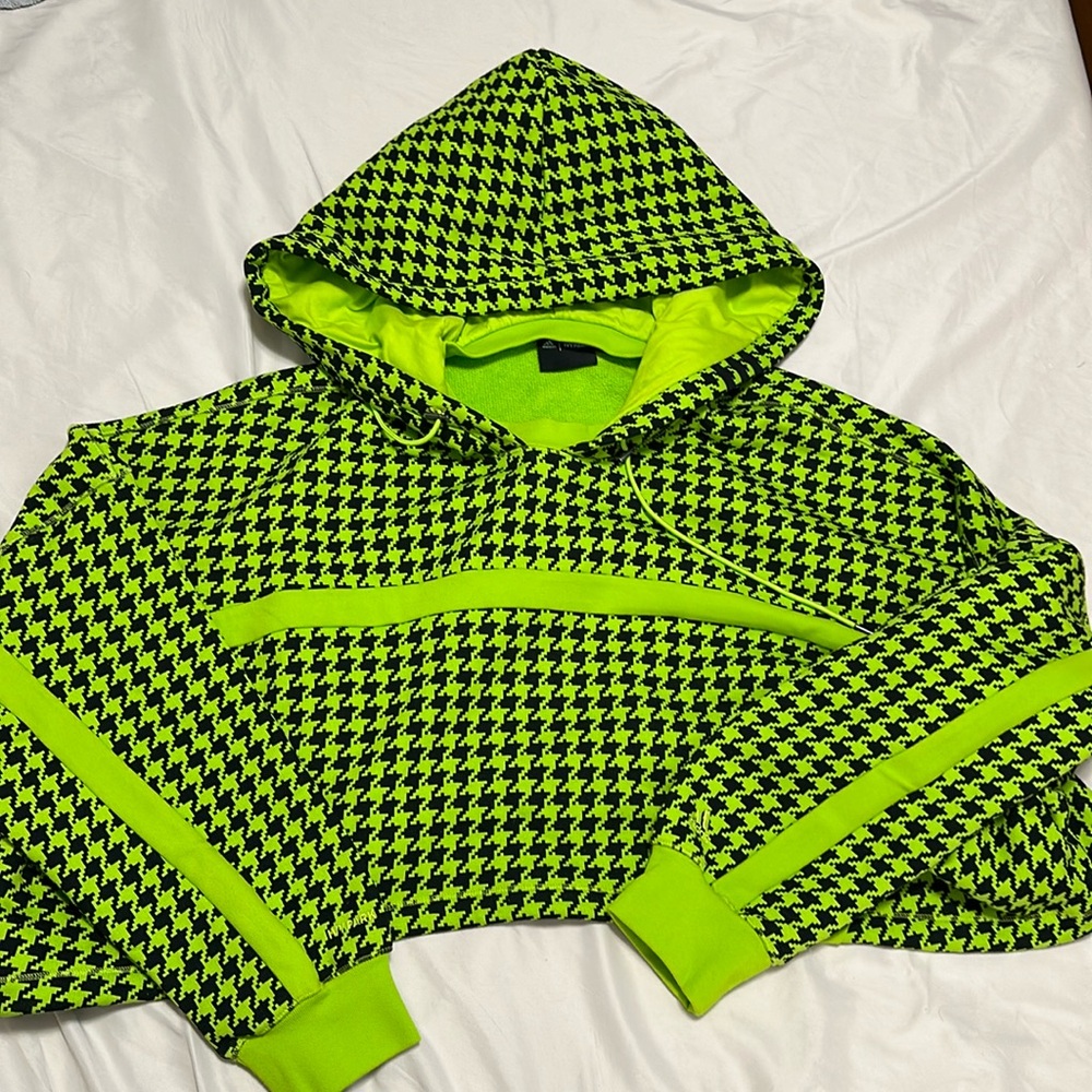 NWOT Beyoncé Ivy Park Adidas Cropped Oversized Hoodie Size Medium
